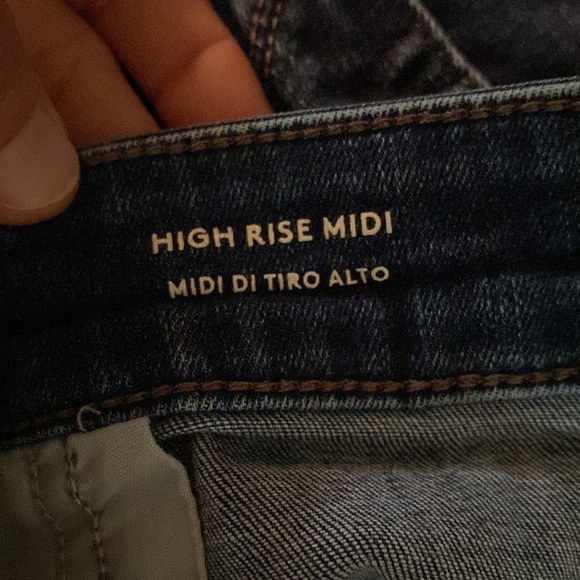 UNIVERSAL‎ Thread plus high rise midi distressed dark wash jean shorts - Picture 5 of 8